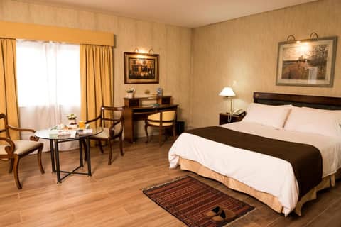 Mayflower Suites — photo 6