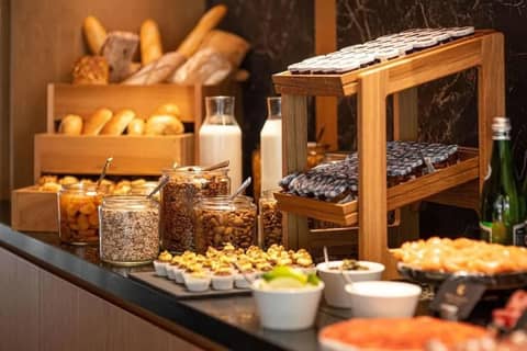 Nobu Hotel Warsaw — photo 9