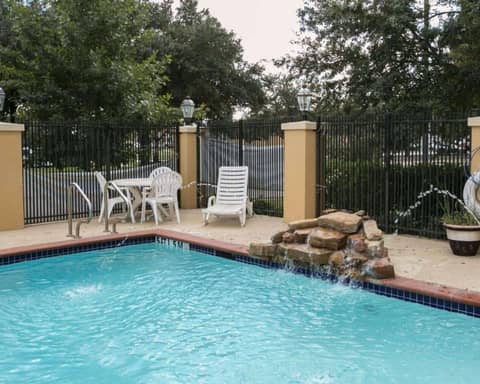 Sleep Inn & Suites Hwy 290-NW Freeway — photo 3