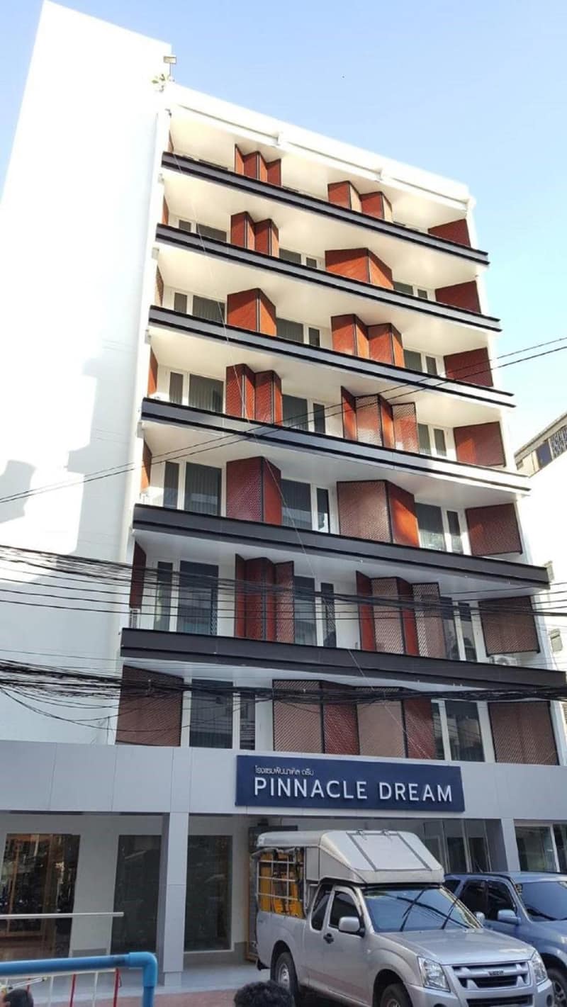 Pinnacle Dream — building