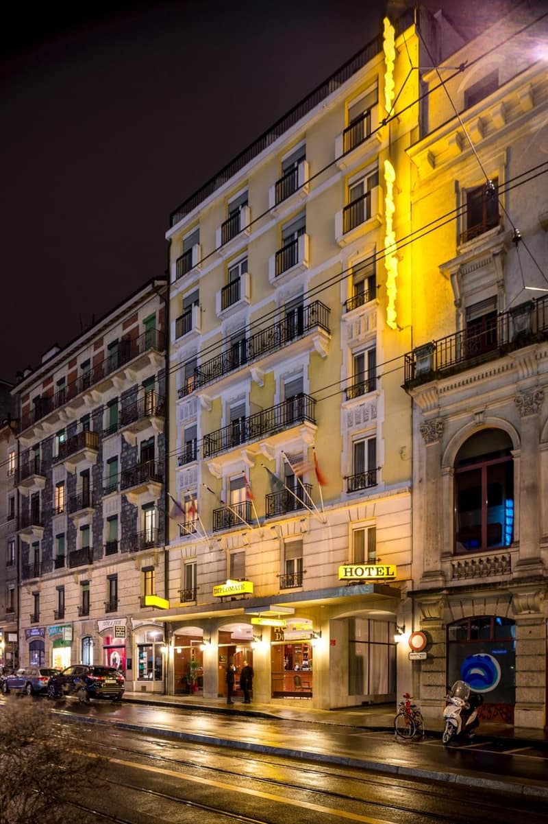 Hotel Diplomate — building