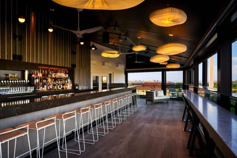 Hotel Washington — lounge