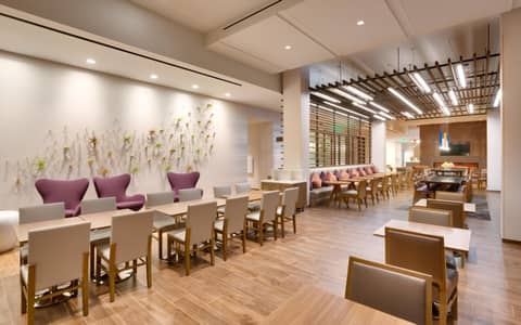 Hampton Inn & Suites Anaheim Resort Convention Center — photo 5