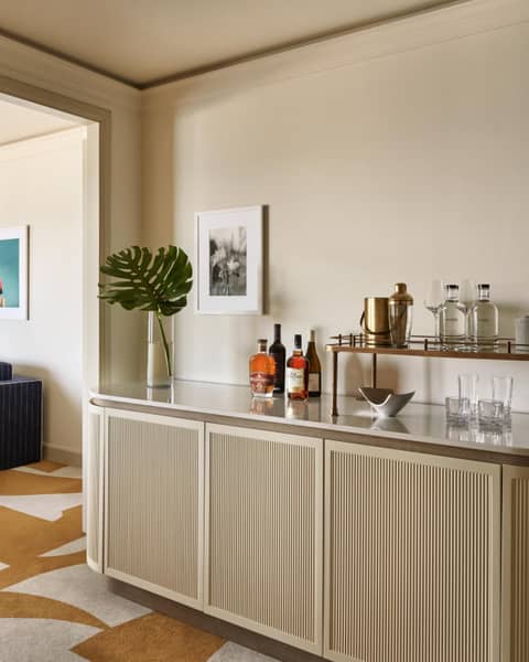 Four Seasons Hotel Miami — photo 4