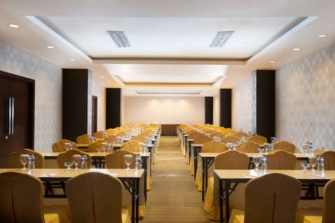 Hariston Hotel & Suites, Pluit - Jakarta — photo 8