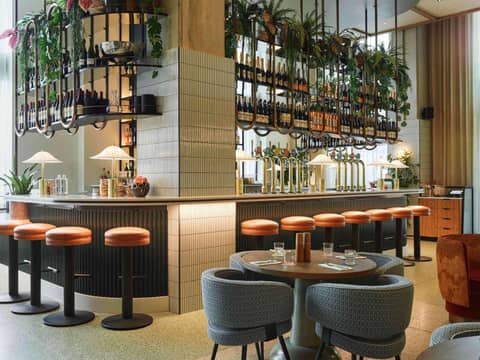 TRIBE London Canary Wharf — restaurant