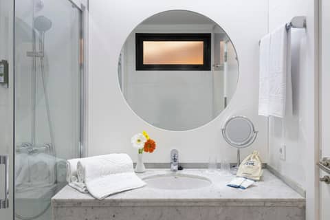 MUR Neptuno Gran Canaria - Adults Only — bathroom