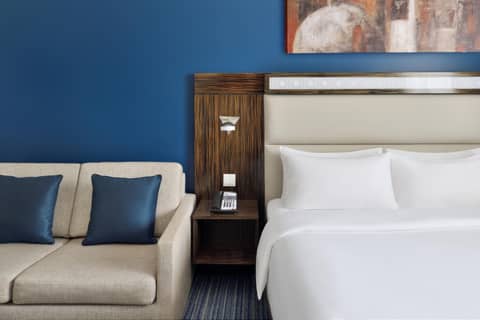 Holiday Inn Express Dubai Safa Park by IHG — photo 9
