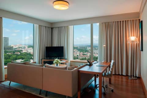 Renaissance Istanbul Polat Bosphorus Hotel — photo 2