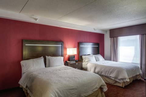 Hampton Inn & Suites Detroit/Airport Romulus — photo 7