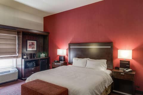 Hampton Inn & Suites Detroit/Airport Romulus — photo 9