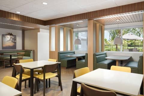 Fairfield Inn & Suites by Marriott Fort Lauderdale Northwest — photo 2