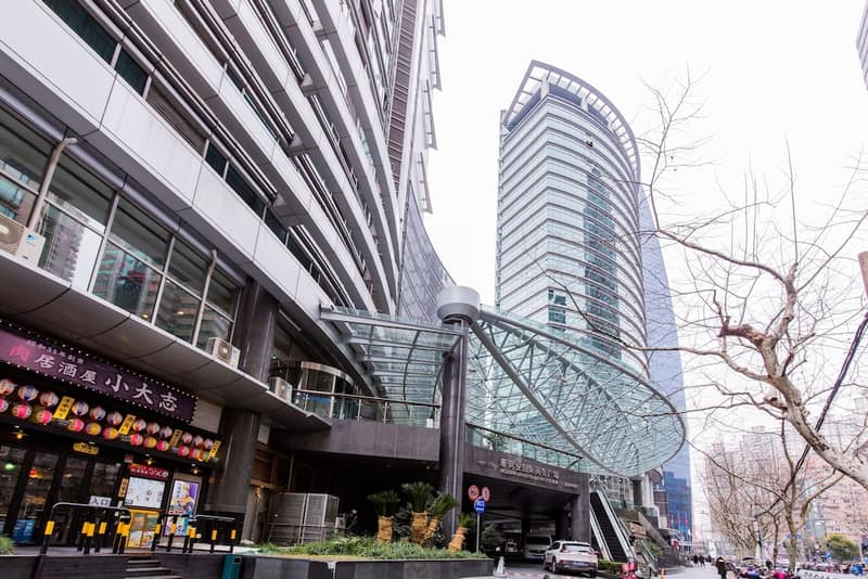 Mayson Shanghai Zhongshan Park Serviced Apartment — building