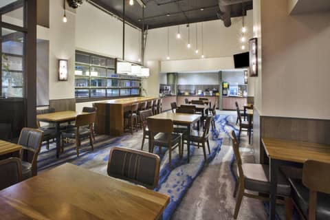Fairfield Inn & Suites by Marriott Milwaukee Downtown — photo 3