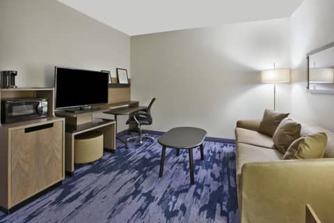 Fairfield Inn & Suites by Marriott Milwaukee Downtown — photo 8