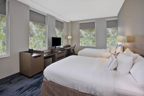 Fairfield Inn & Suites by Marriott Milwaukee Downtown — photo 9