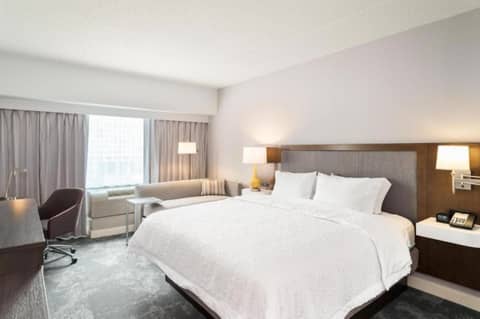 Hampton Inn Philadelphia Center City-Convention Center — photo 7