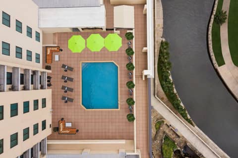 Embassy Suites San Antonio Riverwalk-Downtown — photo 8