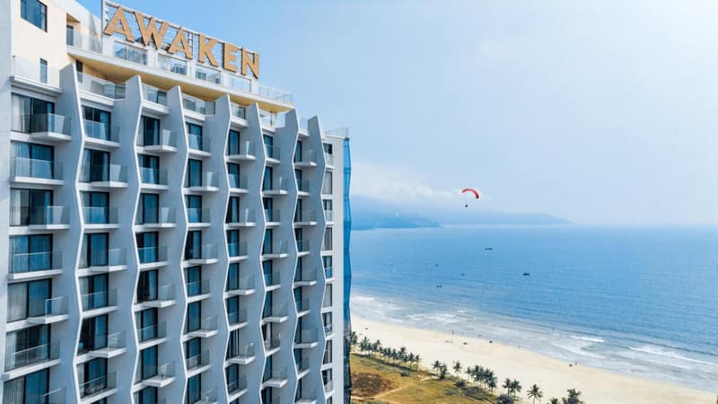 Awaken Da Nang Hotel — building