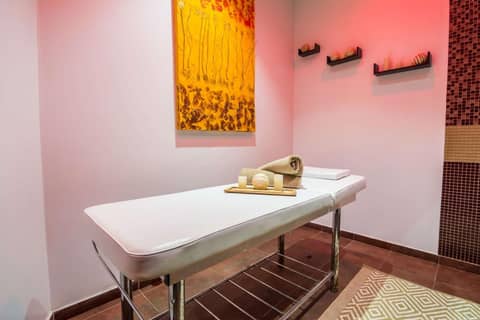 Best Western Plus Olives City Hotel - Free Pool & Parking — photo 9