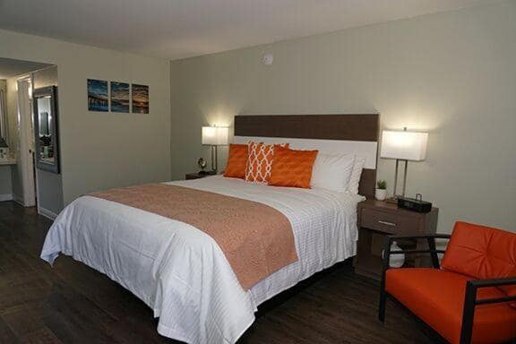 The Beau Hotel Downtown San Diego Gaslamp Quarter — hotel room