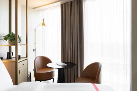 Ruby Emma Hotel Amsterdam by IHG — photo 4