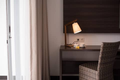 Adhiloka — photo 9