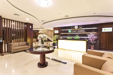 Lynt Hotel Jakarta — recepcion & lobby