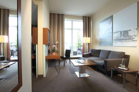 Lindner Hotel Hamburg am Michel, part of JdV by Hyatt — photo 2