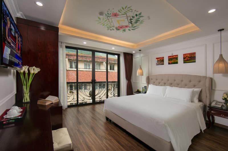 Golden Legend Palace Hotel & Travel — photo 1