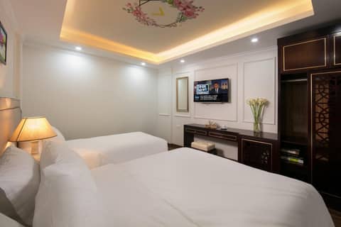 Golden Legend Palace Hotel & Travel — photo 8