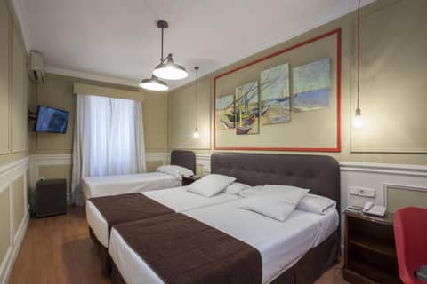 Olympia Consul del Mar — hotel room