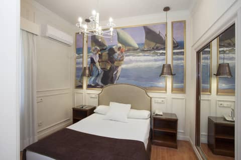 Olympia Consul del Mar — hotel room