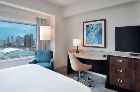 Hilton San Diego Bayfront — photo 2