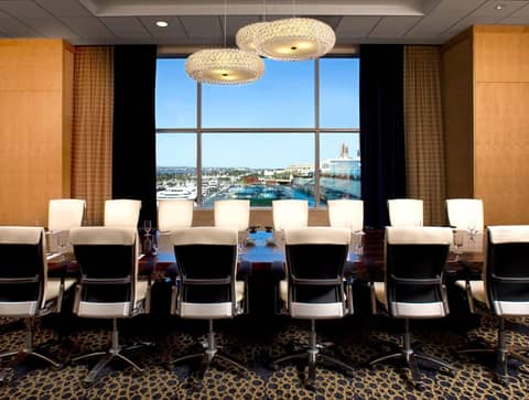 Hilton San Diego Bayfront — photo 4