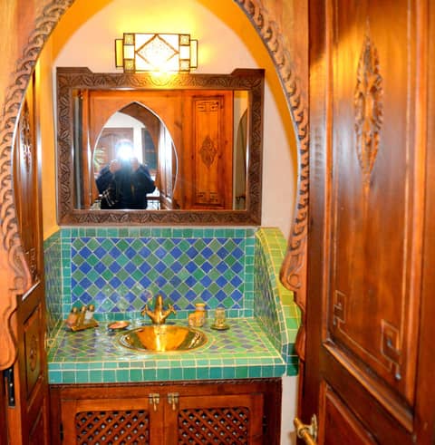 Riad Ghali Hotel & SPA — bathroom