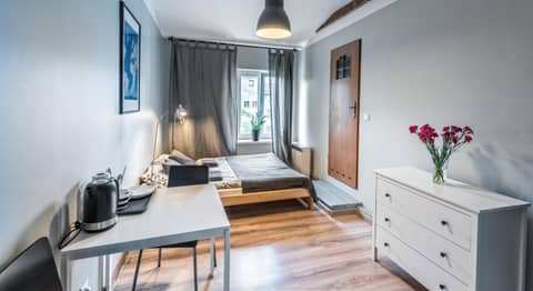 Sereno Apartments — hotel room