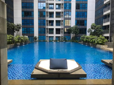 Luxury 2 BR Condo at Casa Grande Residence - Kasablanka Mall — recepcion & lobby