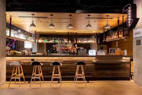 Moxy Nashville Downtown — dining