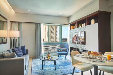 Somerset Bencoolen Singapore — hotel room