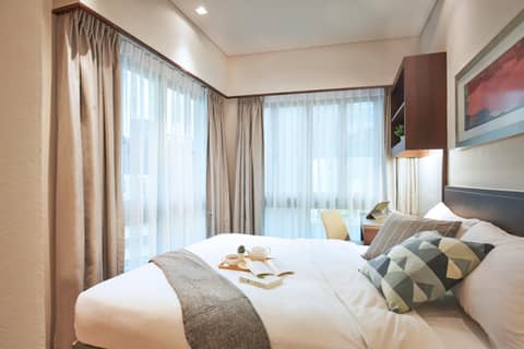 Somerset Bencoolen Singapore — hotel room
