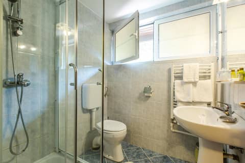Hotel Herastrau — photo 6