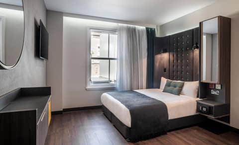 Point A Kensington Olympia — hotel room
