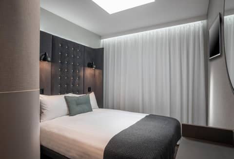 Point A Kensington Olympia — hotel room