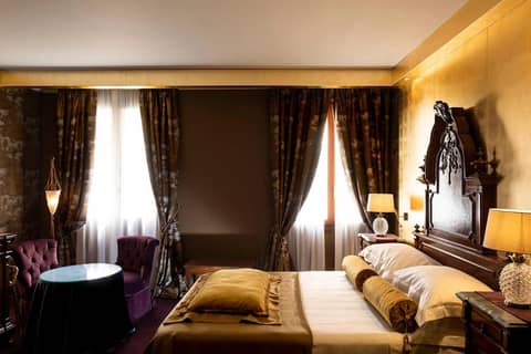 Hotel Metropole Venezia — hotel room