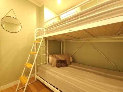 OYO Rooftop Hostel — photo 2