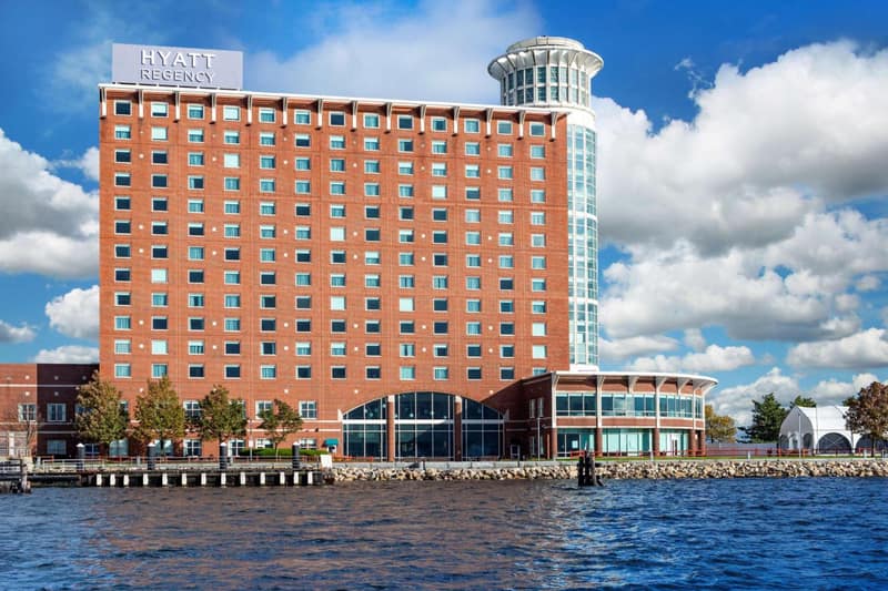 Hyatt Regency Boston Harbor — building