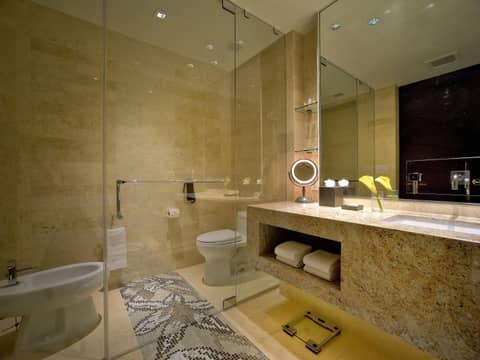 EB Hotel Miami Airport — photo 4