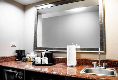 Hampton Inn & Suites Richmond Glenside — photo 9