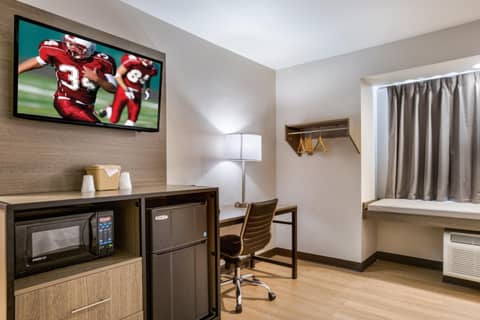 Red Roof Inn PLUS+ & Suites Savannah – I-95 — photo 7